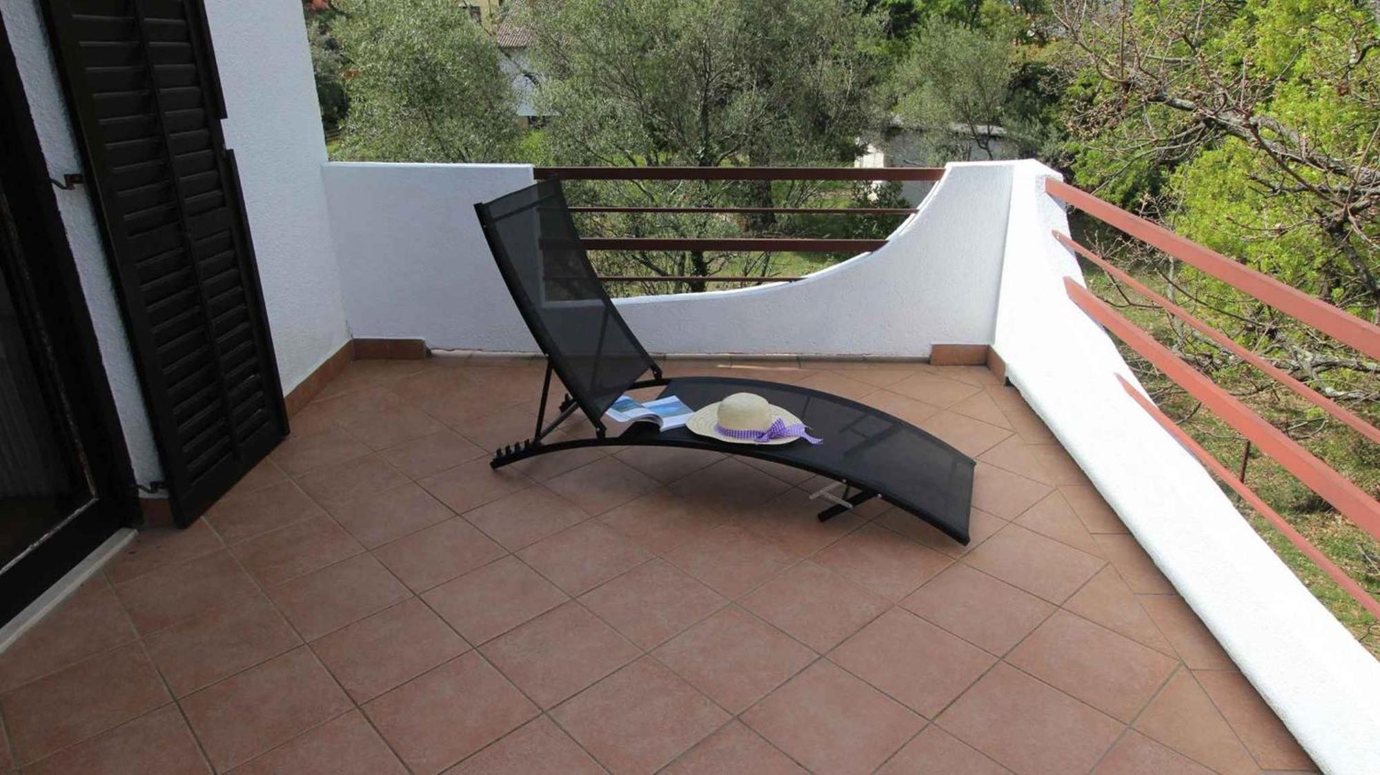Apartment In Malinska/Insel Krk 13204 エクステリア 写真